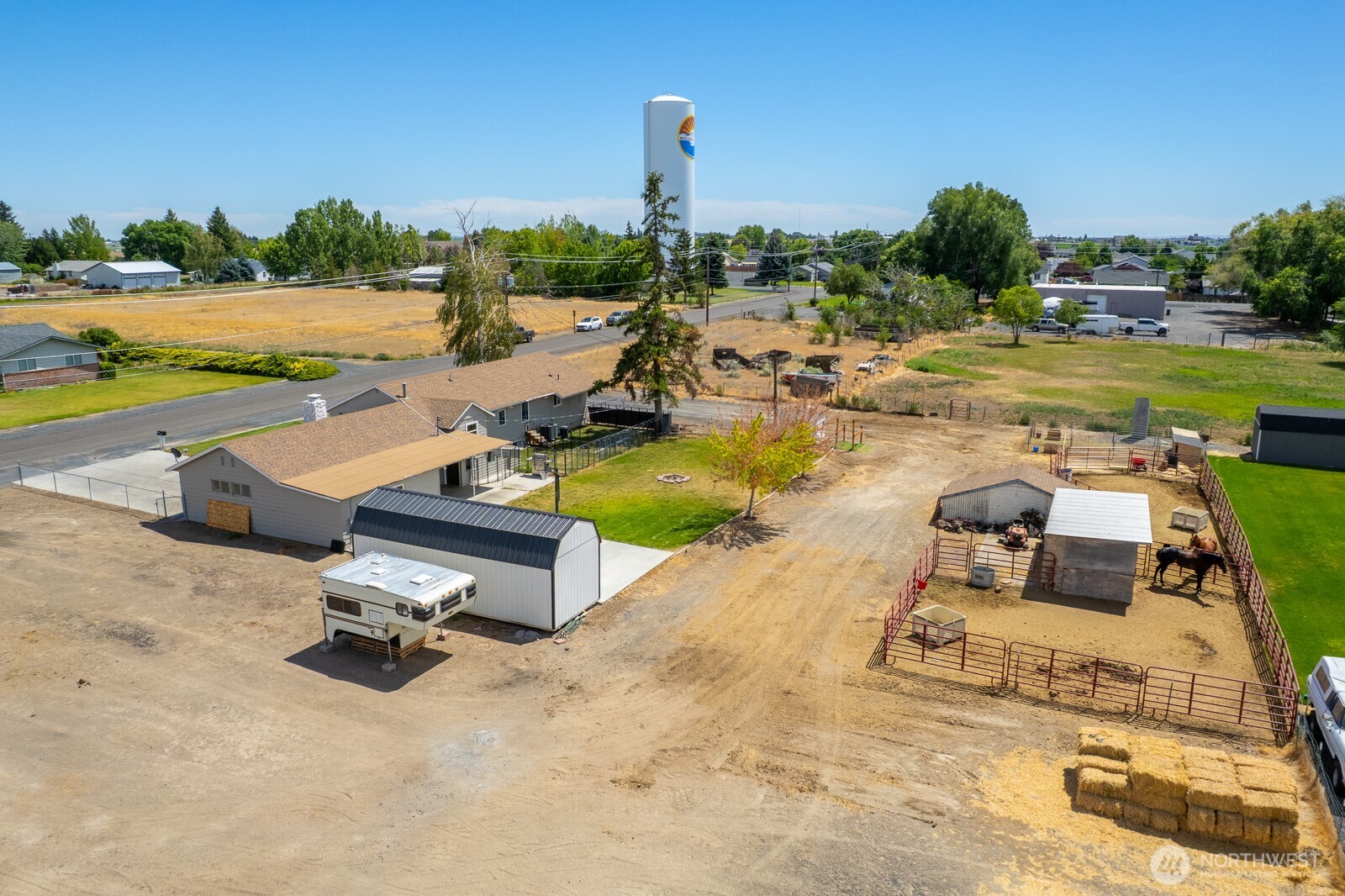 2096 Hamilton Road Northeast Moses Lake, WA 98837 - Photo 12 of 38