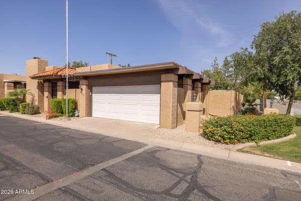 $440,000 | 6501 North La Paloma Este, Phoenix, AZ 85014