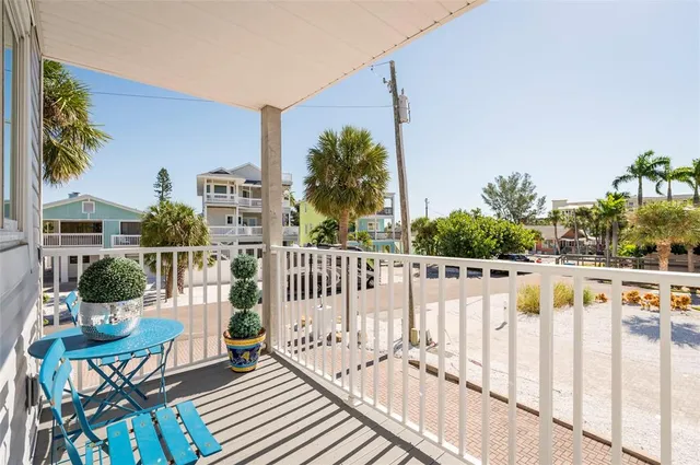 $975,000 | 12274 1st Street West, Unit 8, Treasure Island, FL 33706