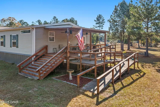 $299,999 | 2582 Schmidt Lane, Chipley, FL 32428