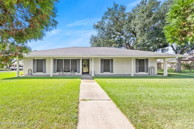 $290,000 | 101 University Place, Eunice, LA 70535