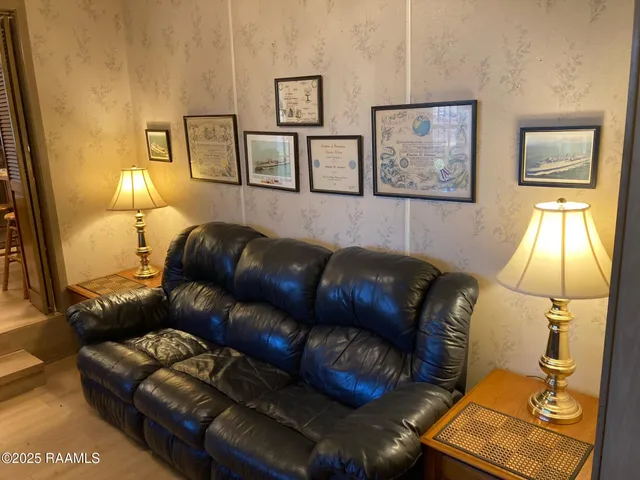 $290,000 | 101 University Place, Eunice, LA 70535