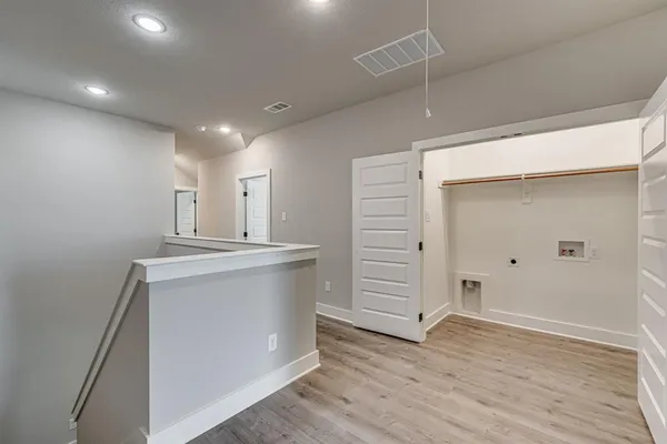 $1,975 | 912 Cooksey Court, Unit A, Grandview, TX 76050