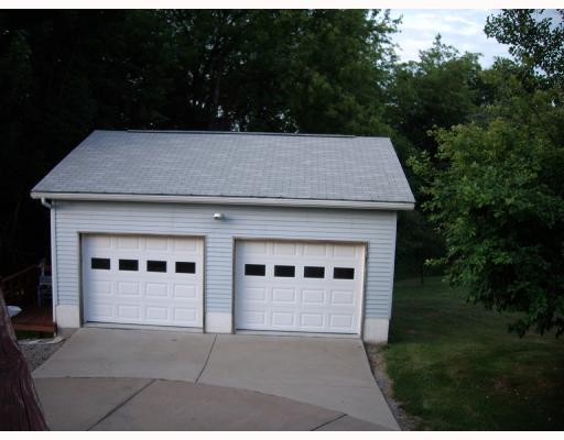 549 Malone Ridge Road Washington, PA 15301 - Photo 2 of 8 Parking Lot/Garage.