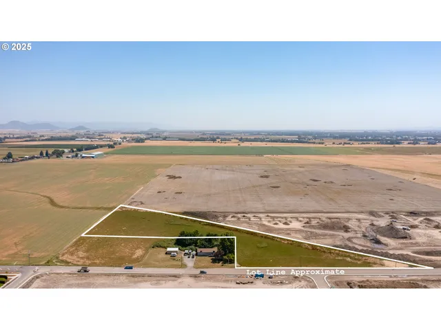 a view of an ocean and beach