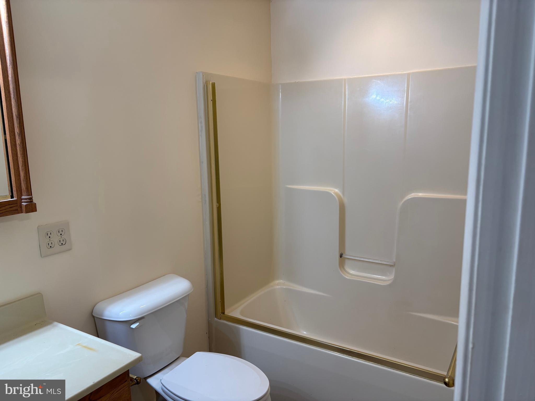 31867 Shavox Road Salisbury, MD 21804 - Photo 50 of 64 a bathroom with a toilet and a shower