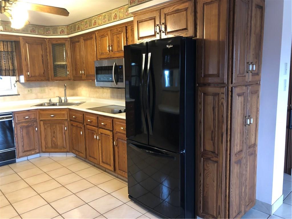 339 Bethel Road North Huntingdon, PA 15642 - Photo 10 of 25 PANTRY STOVE, MICROWAVE AND DISHWASHER REMAINS WITH HOME.