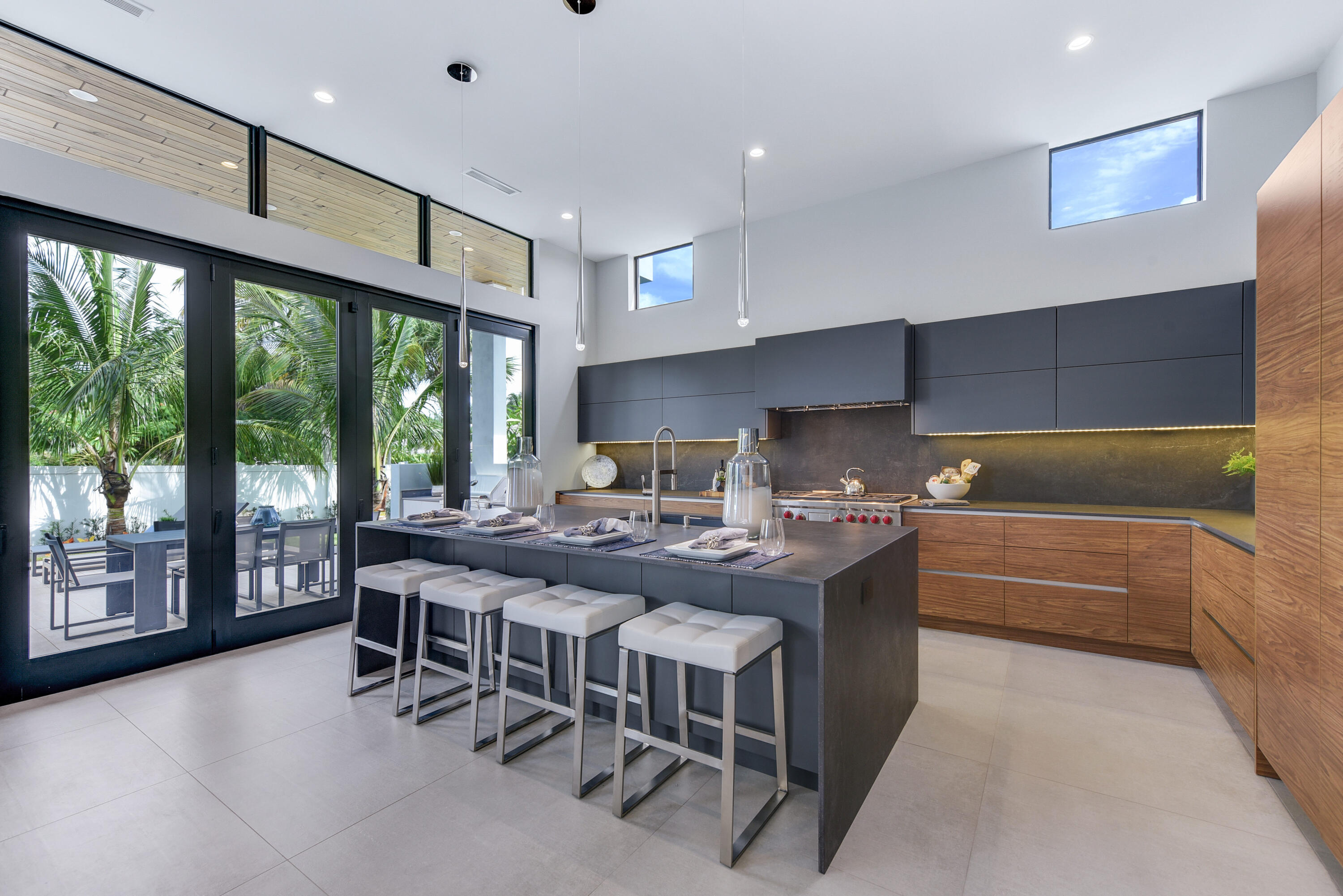 3093 Banyan Road Boca Raton, FL 33432 - Photo 12 of 23 12