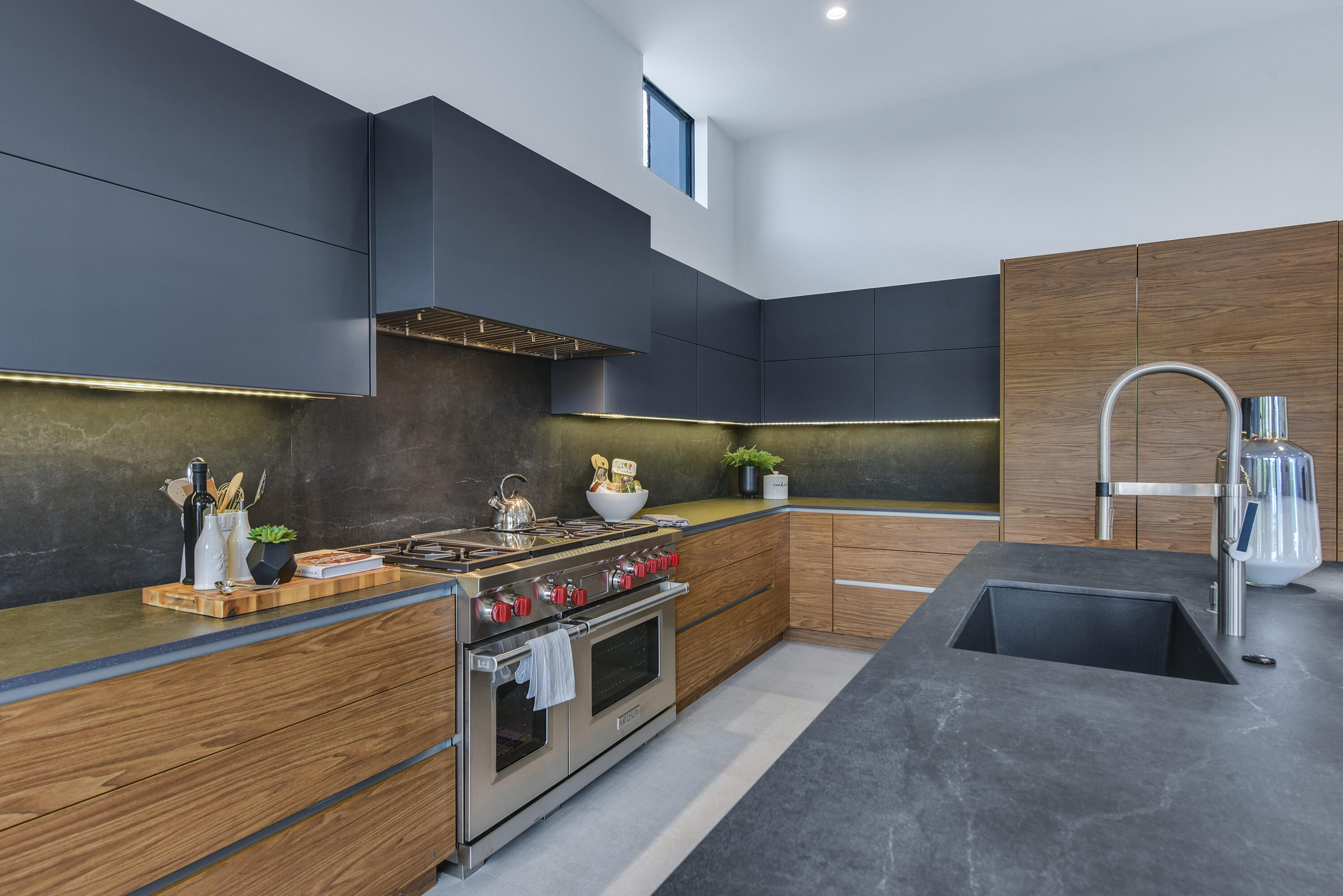 3093 Banyan Road Boca Raton, FL 33432 - Photo 13 of 23 13