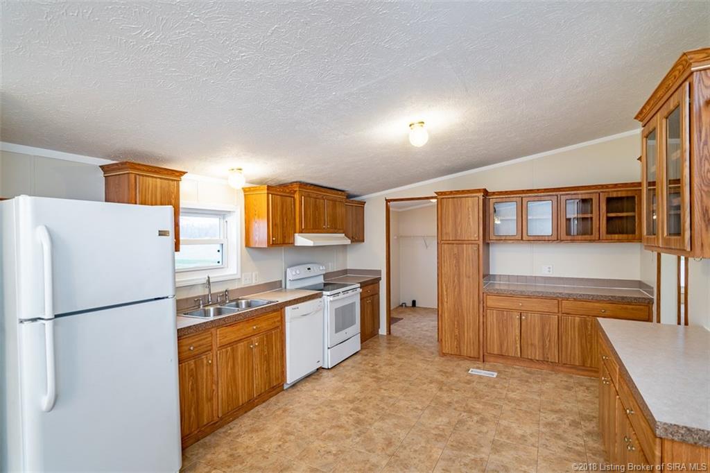 7600 Lotticks Corner Road Southeast Elizabeth, IN 47117 - Photo 13 of 47
