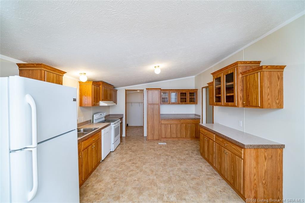 7600 Lotticks Corner Road Southeast Elizabeth, IN 47117 - Photo 10 of 47