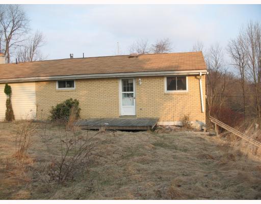 270 High Street Irwin, PA 15642 - Photo 1 of 10 Exterior Front.