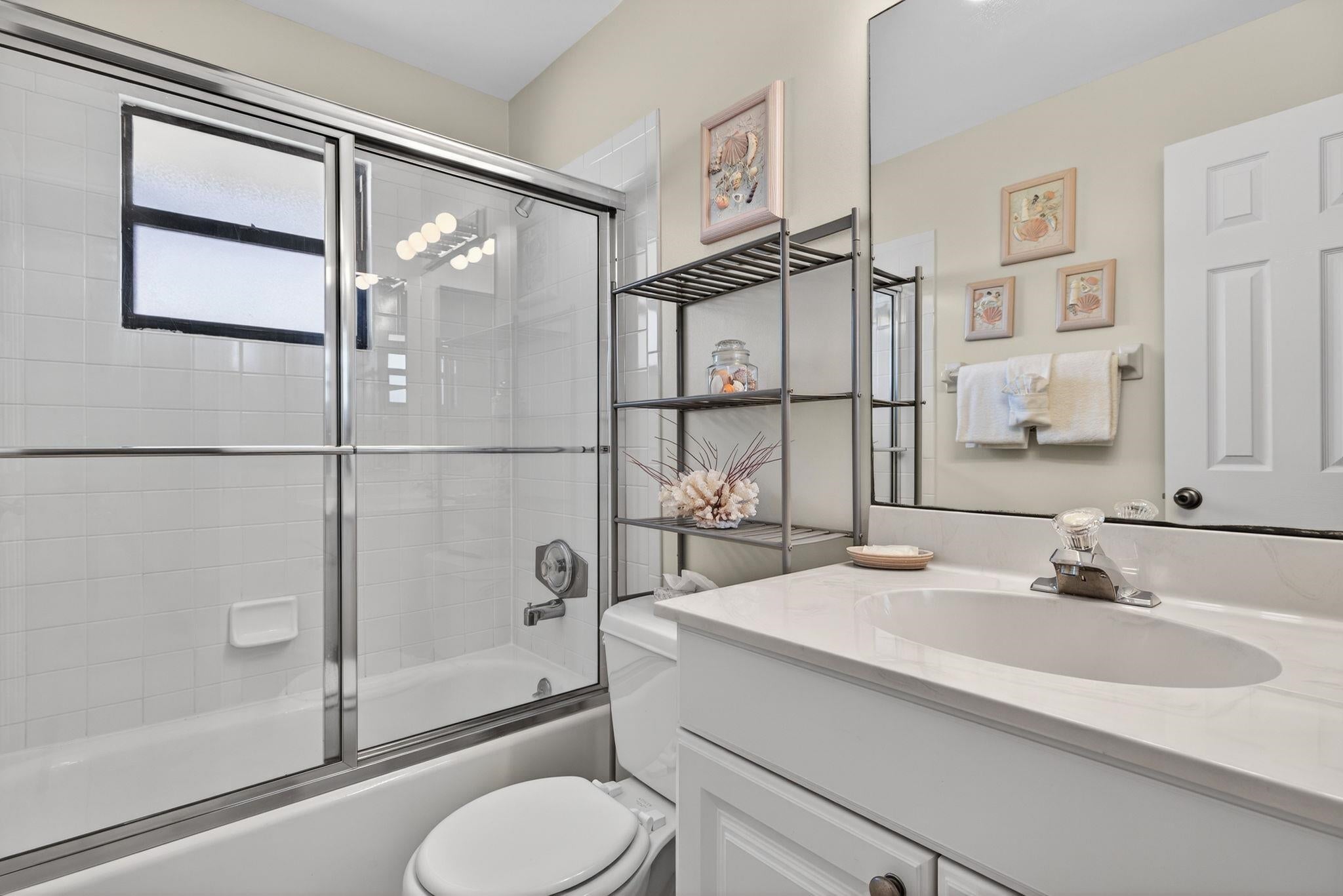 5117 Sea Bell Road, Unit D202 Sanibel, FL 33957 - Photo 20 of 35 Gallery Image 20