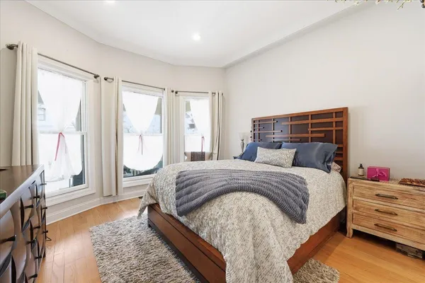 $6,100 | 41 Bentley Avenue, Unit 1, Jersey City, NJ 07304