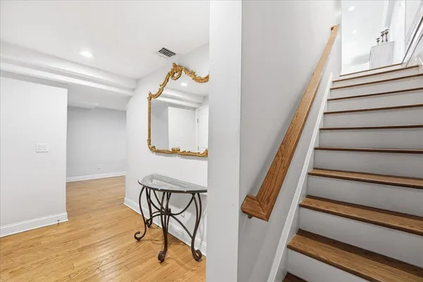 $6,100 | 41 Bentley Avenue, Unit 1, Jersey City, NJ 07304