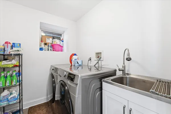 $6,100 | 41 Bentley Avenue, Unit 1, Jersey City, NJ 07304