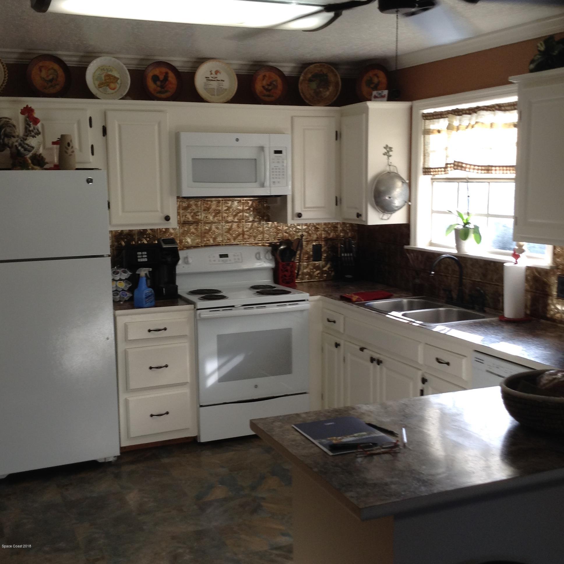 476 Warrington Road Southwest Palm Bay, FL 32908 - Photo 7 of 20 p7
