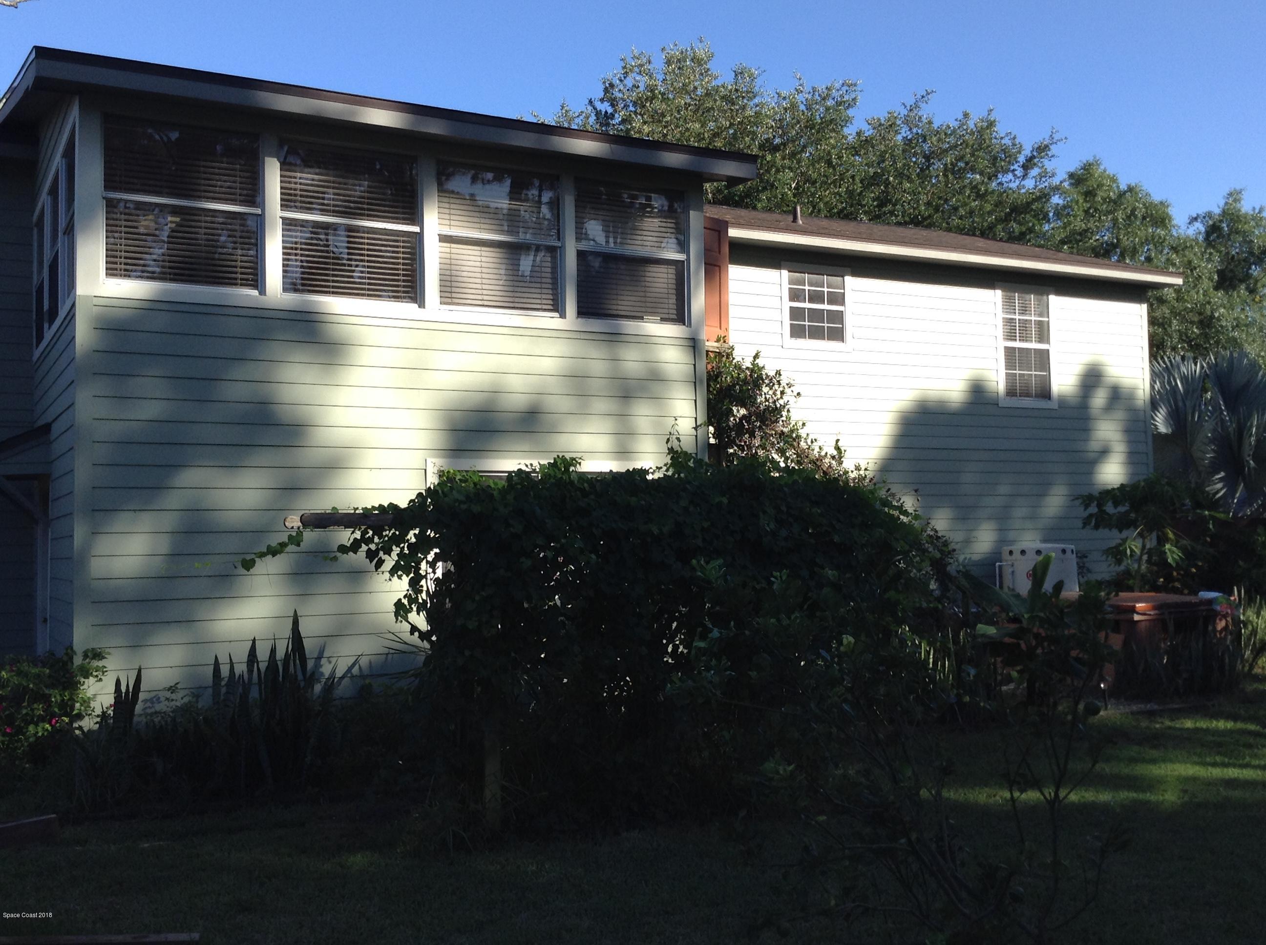 476 Warrington Road Southwest Palm Bay, FL 32908 - Photo 8 of 20 p10