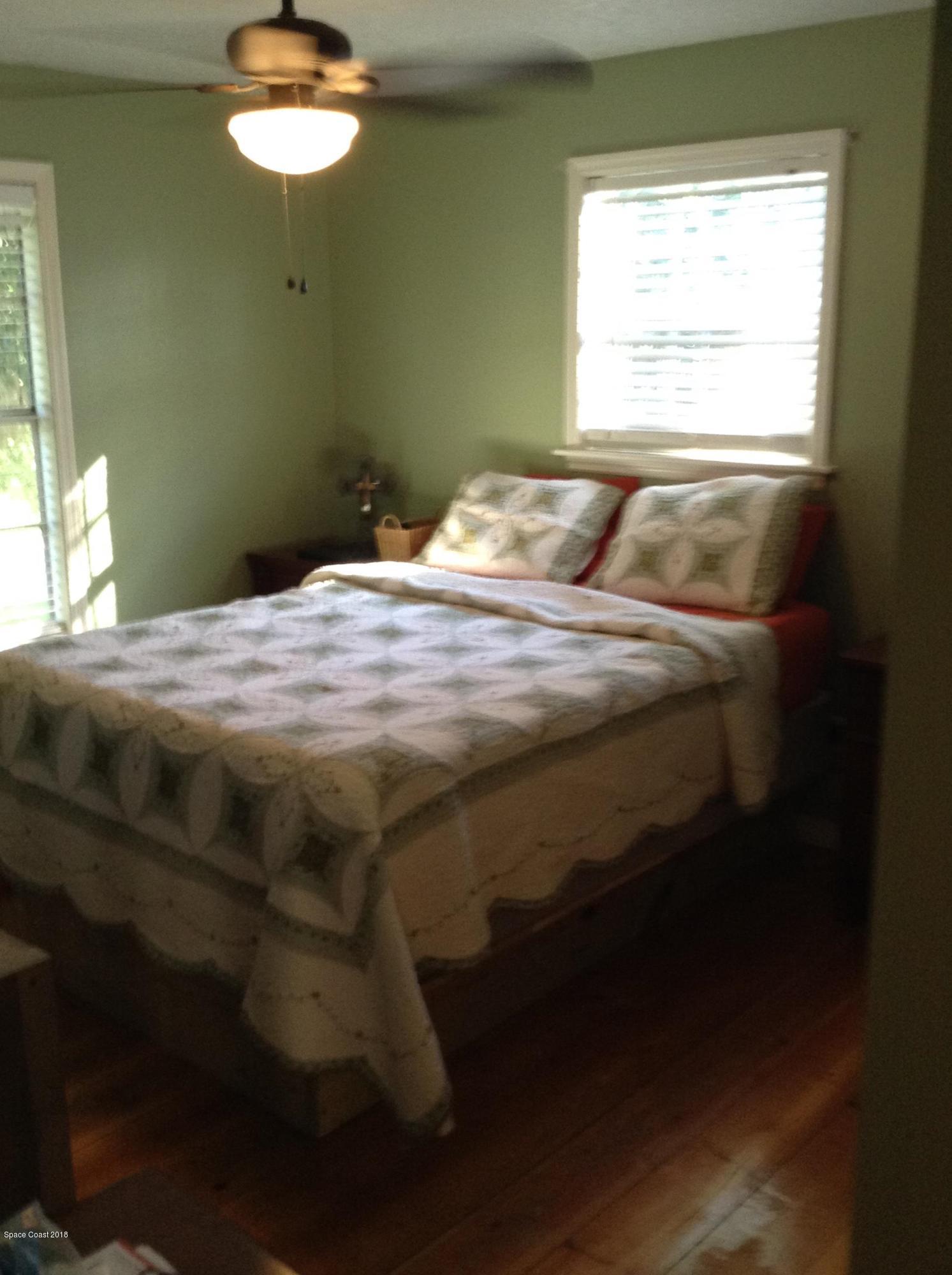 476 Warrington Road Southwest Palm Bay, FL 32908 - Photo 10 of 20 p13