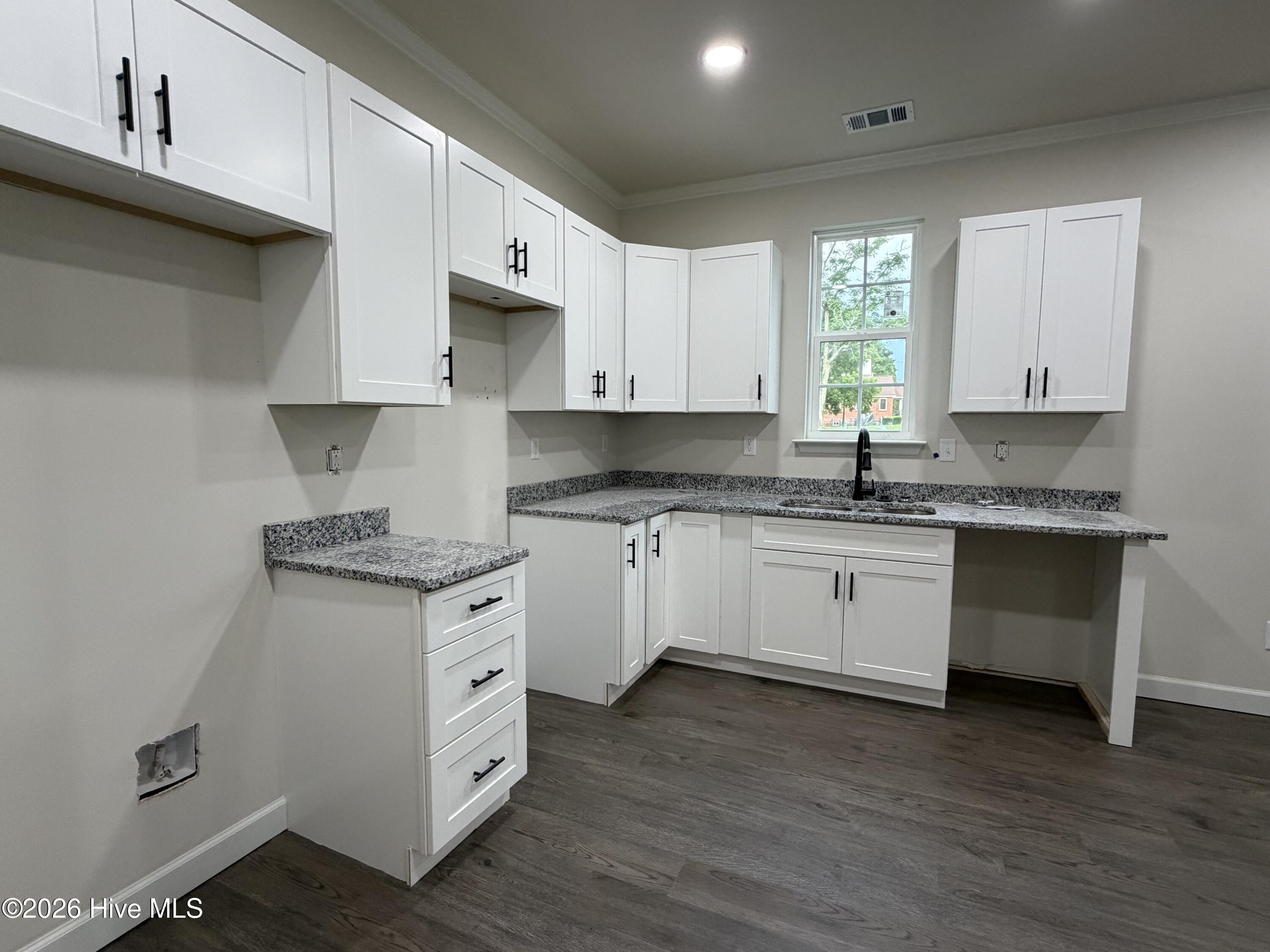596 O Neal Street Thomson, GA 30824 - Photo 8 of 22