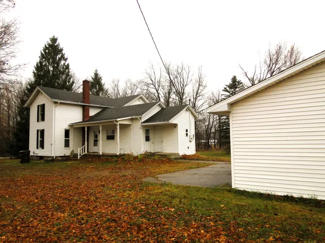 $224,900 | 5331 Stepladder Road, Parma, MI 49269