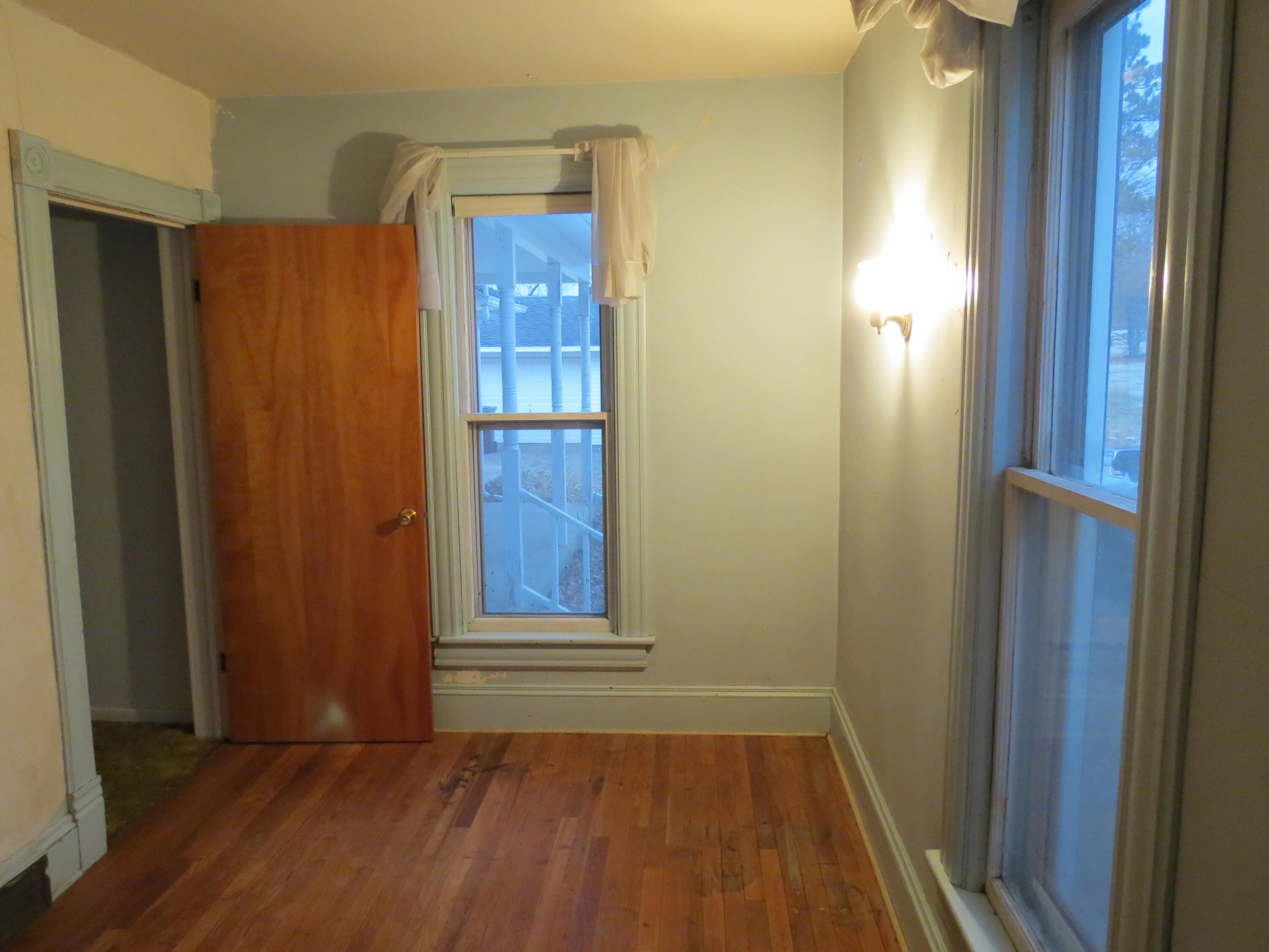 5331 Stepladder Road Parma, MI 49269 - Photo 10 of 36 1st floor Bedroom/den