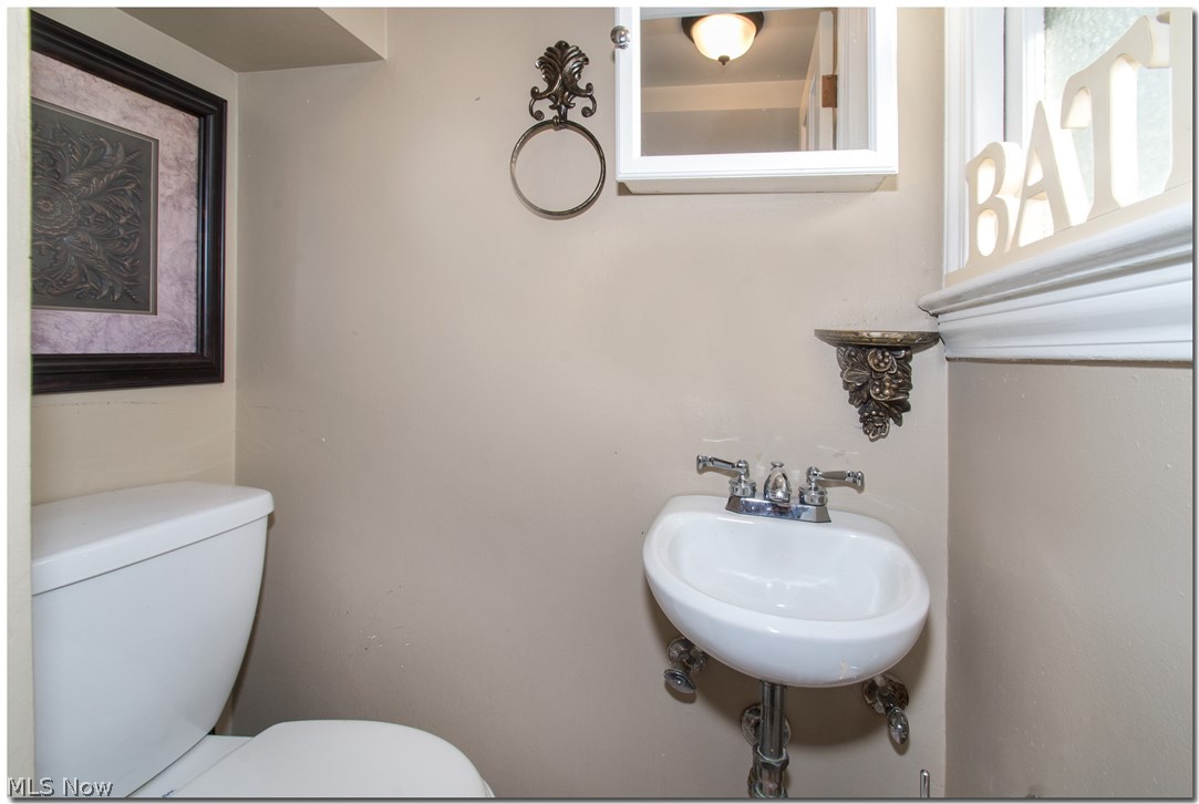 3537 Boynton Road Cleveland Heights, OH 44121 - Photo 12 of 22