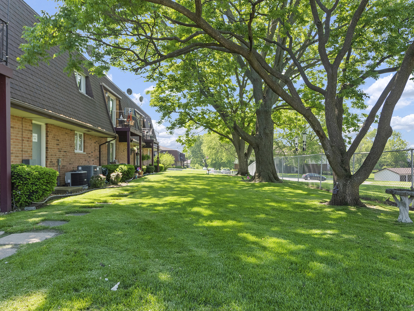 1019 Shagbark Road, Unit 2D New Lenox, IL 60451 - Photo 4 of 26 Gallery Image 4