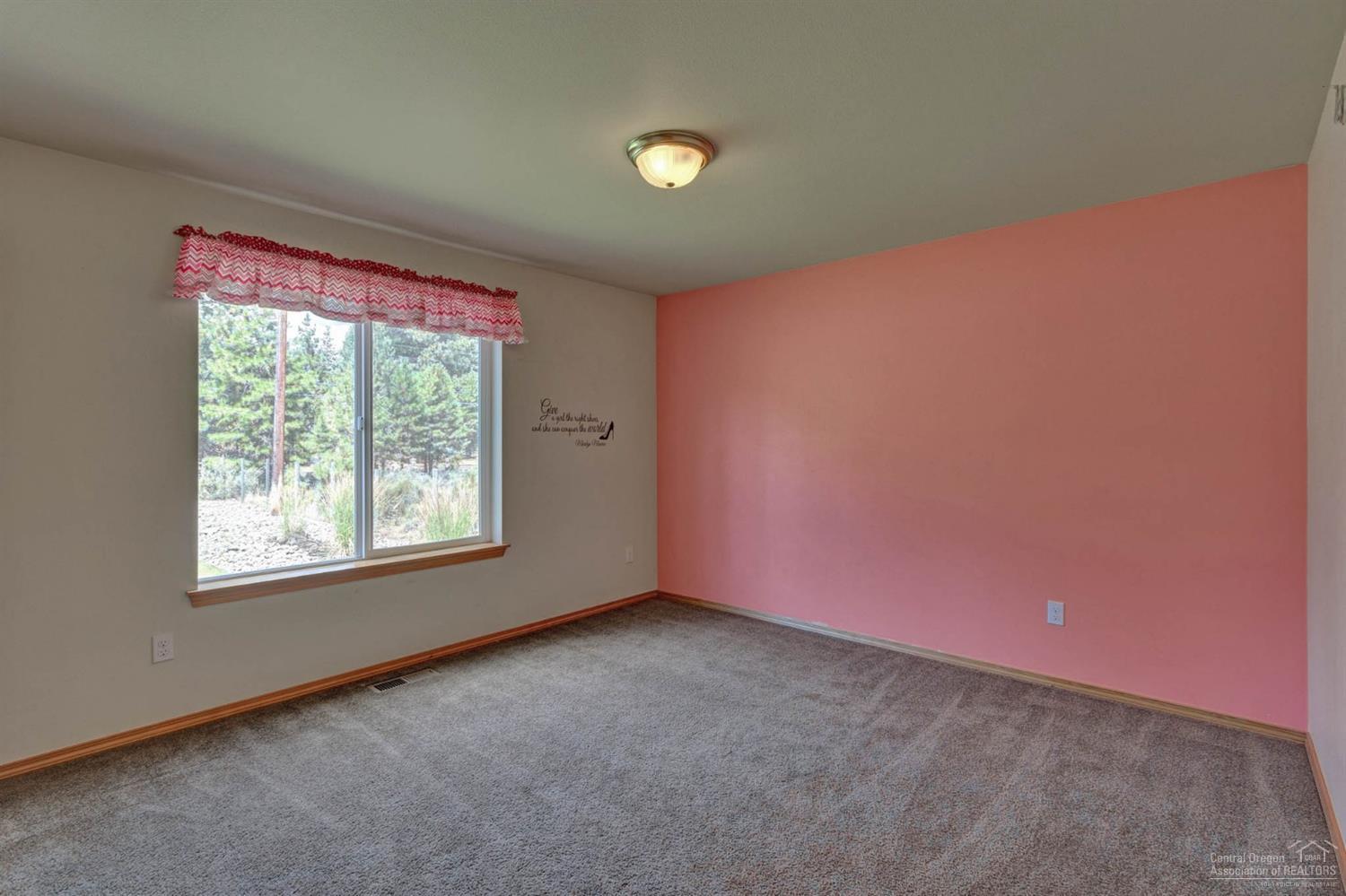 60182 Navajo Road Bend, OR 97702 - Photo 16 of 25 Additional Photo