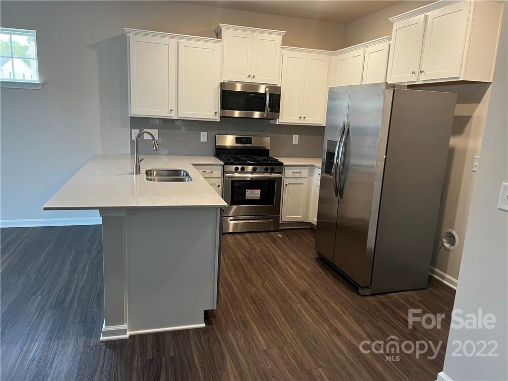15122 Lake Ridge Road, Unit 25 Charlotte, NC 28278 - Photo 9 of 13 Gallery Image 9