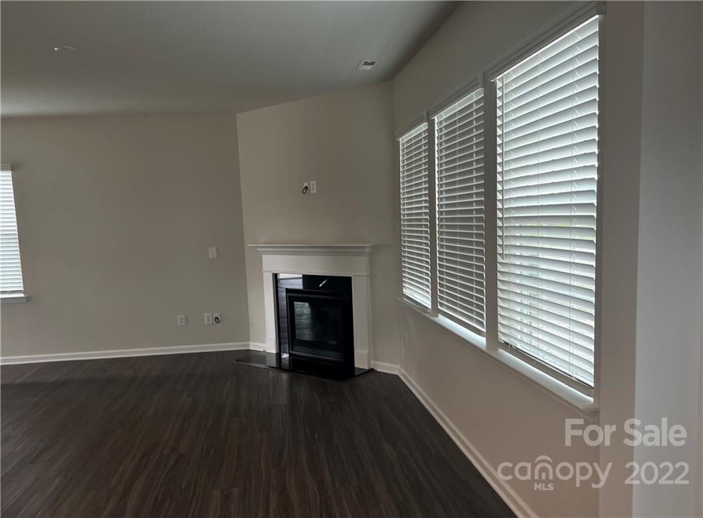 15122 Lake Ridge Road, Unit 25 Charlotte, NC 28278 - Photo 10 of 13 Gallery Image 10