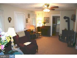 71 Mercer Street Hamilton Square, NJ 08690 - Photo 4 of 6 Gallery Image 4