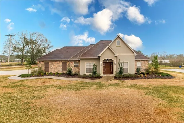 $415,000 | 51641 Narretto Road, Loranger, LA 70446