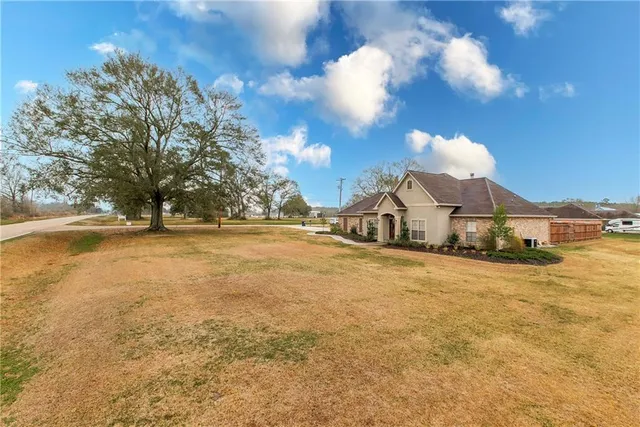 $415,000 | 51641 Narretto Road, Loranger, LA 70446