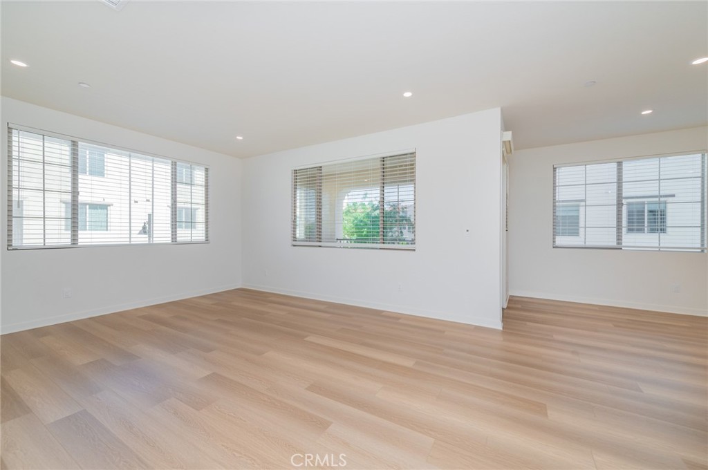 723 Spring Garden Irvine, CA 92618 - Photo 13 of 38