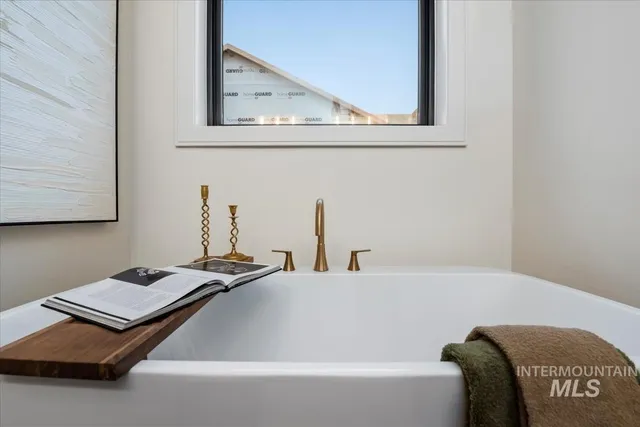 $615,000 | 141 Northeast 8th Street, Fruitland, ID 83619