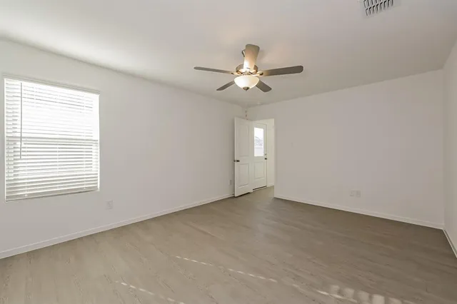 $2,199 | 2704 Ctr Crk Lane, Fort Worth, TX 76108