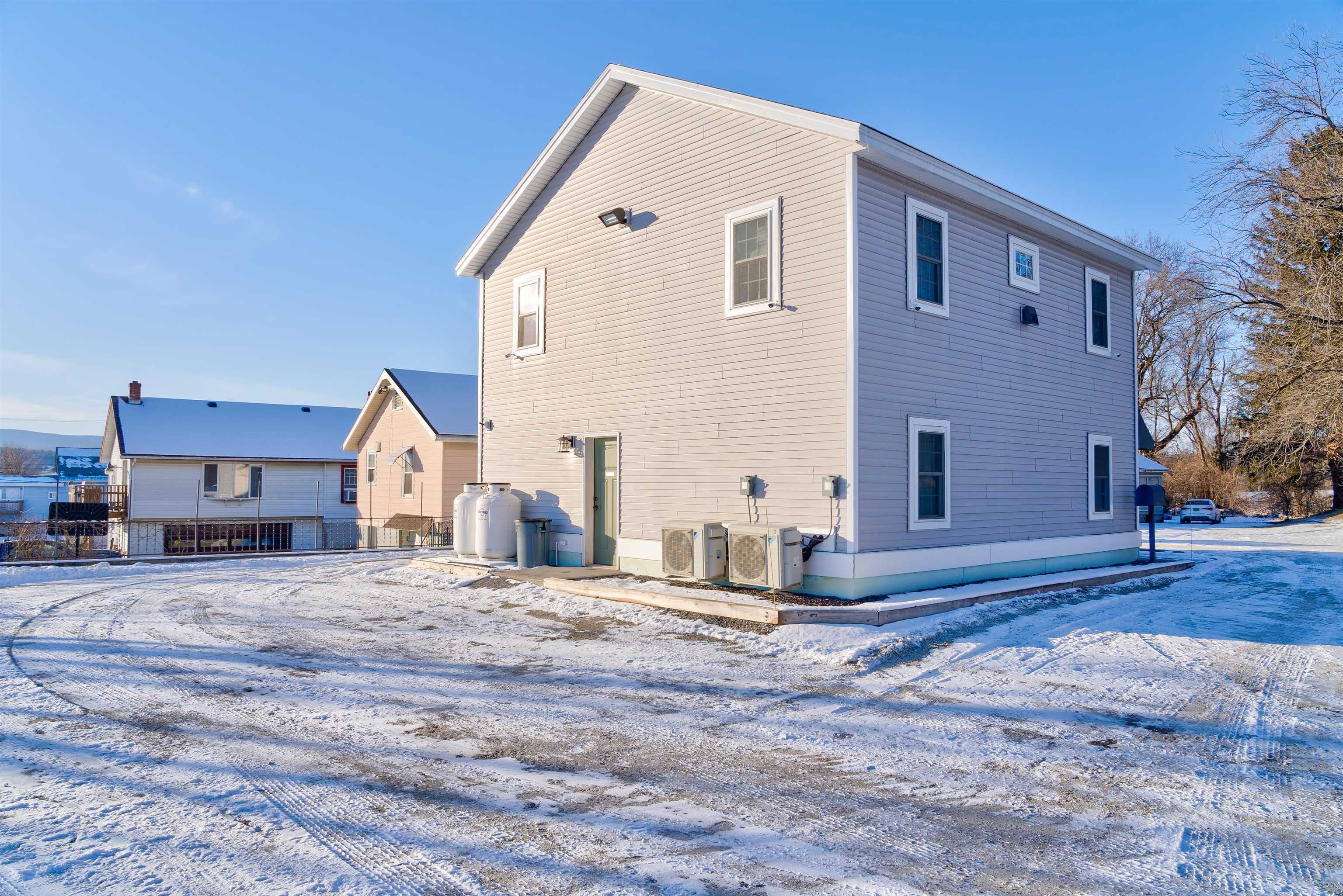 18 Chaplin Avenue Rutland, VT 05701 - Photo 4 of 20