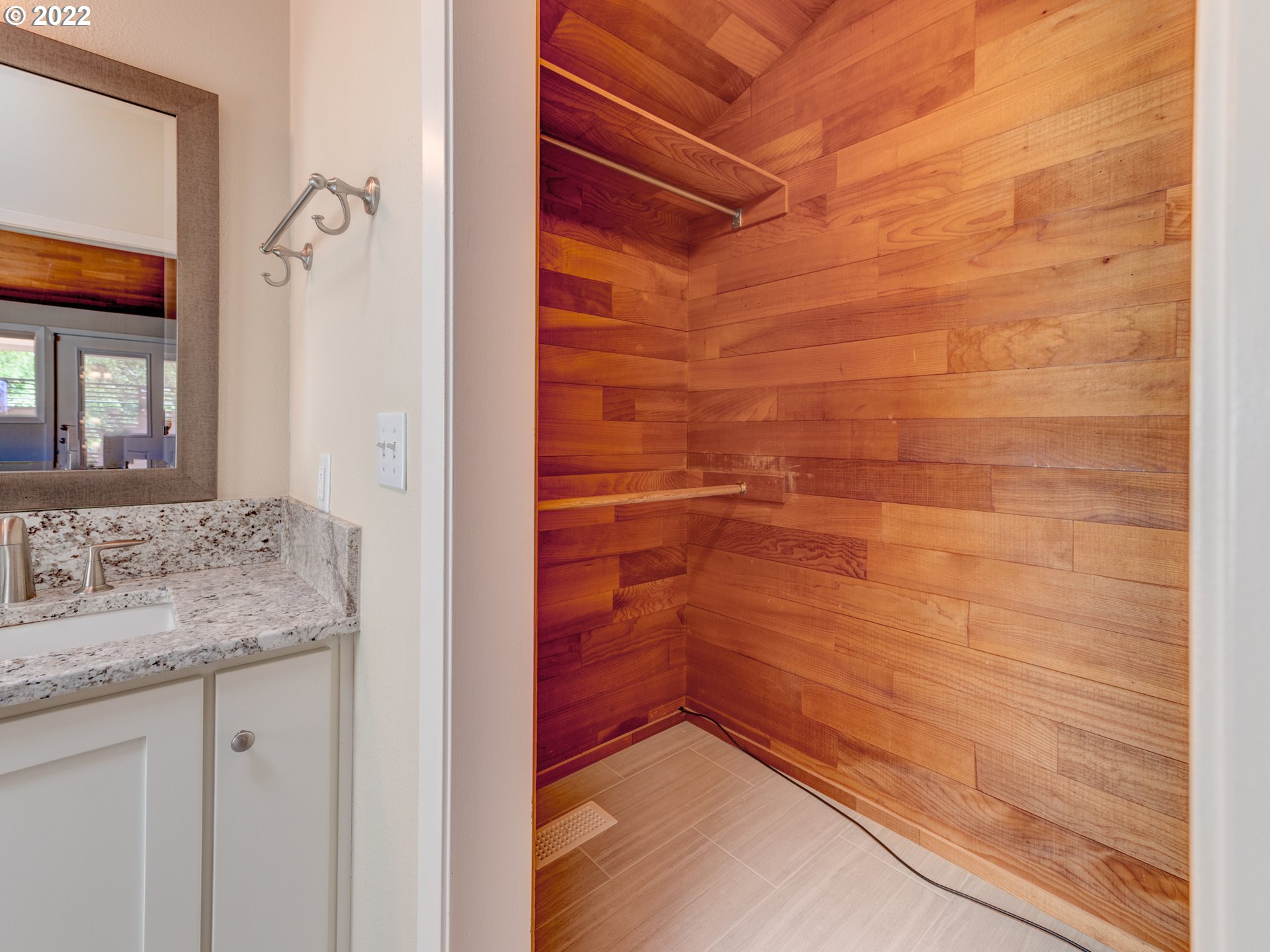 1275 Oakway Road Eugene, OR 97401 - Photo 15 of 26 Gallery Image 15