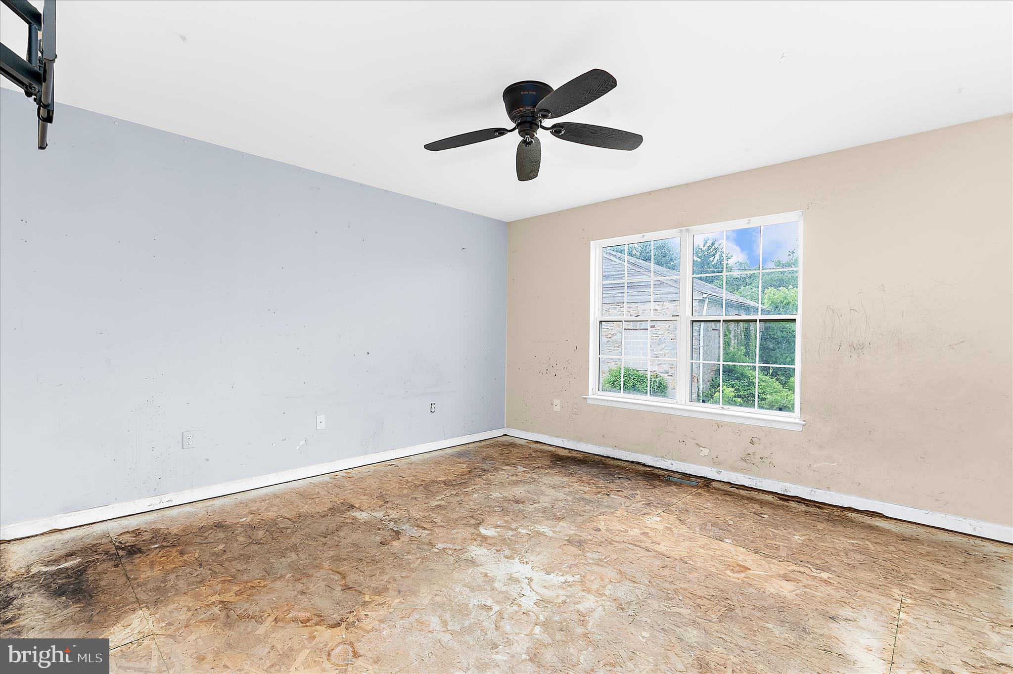 2209 West Geipe Road Catonsville, MD 21228 - Photo 23 of 37