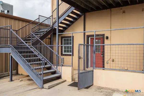 $1,500 | 165 South Guadalupe Street, Unit 214, San Marcos, TX 78666