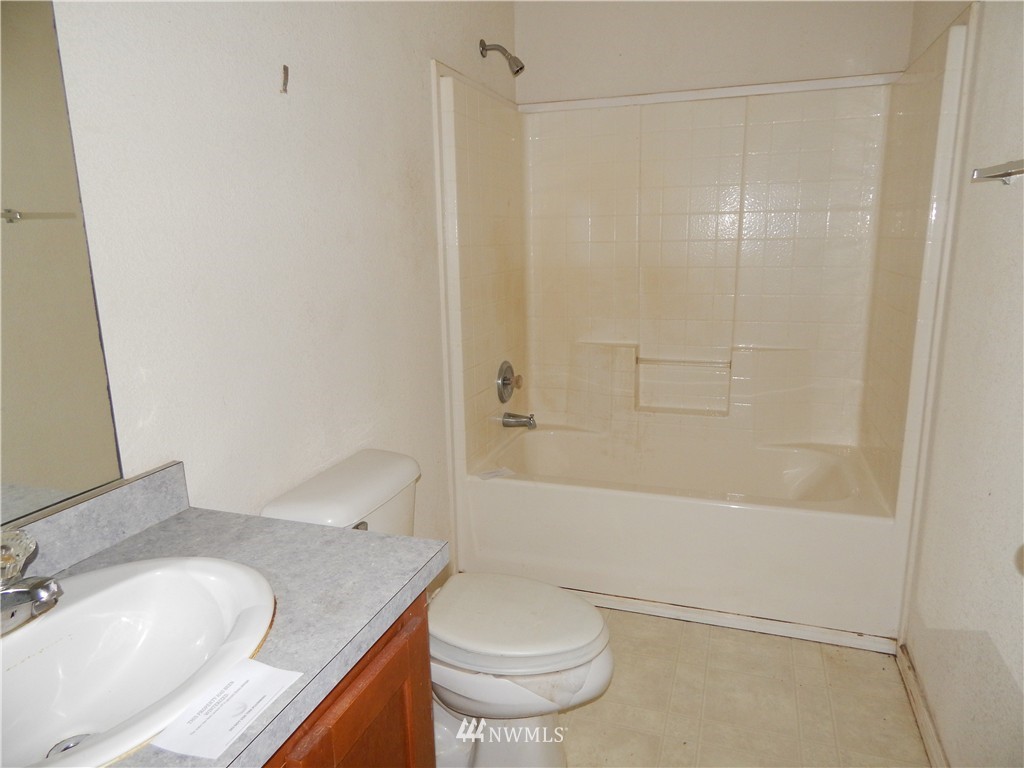 16603 Littlerock Road Southwest Rochester, WA 98579 - Photo 18 of 25 Gallery Image 18