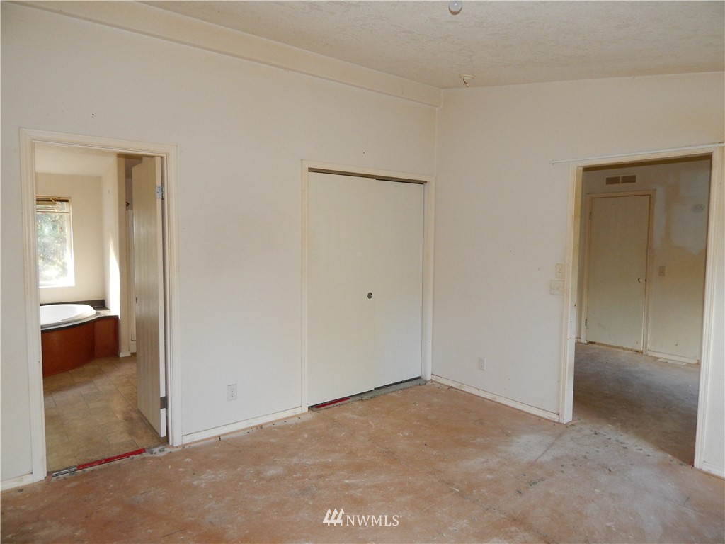 16603 Littlerock Road Southwest Rochester, WA 98579 - Photo 20 of 25 Gallery Image 20