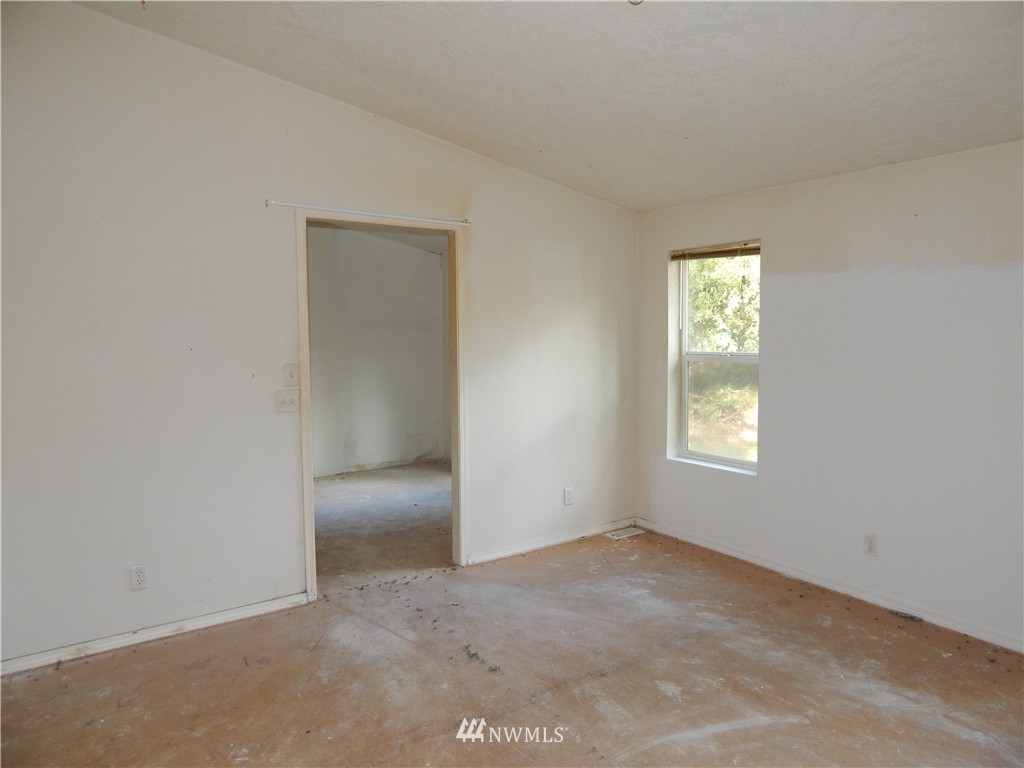 16603 Littlerock Road Southwest Rochester, WA 98579 - Photo 21 of 25 Gallery Image 21