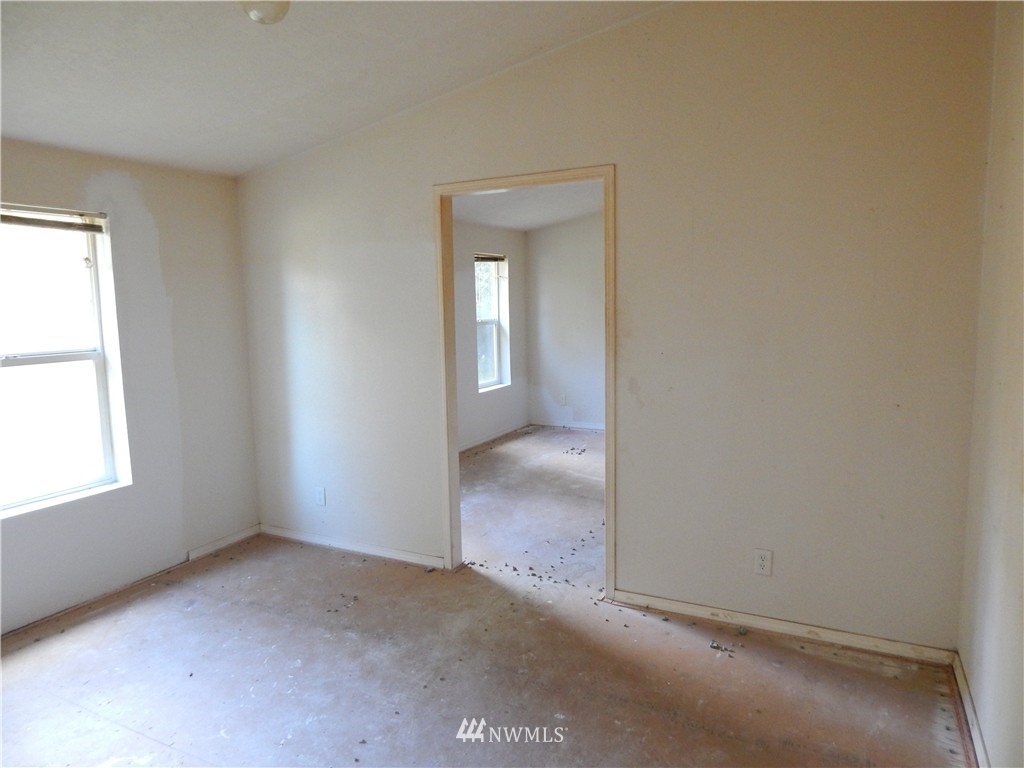 16603 Littlerock Road Southwest Rochester, WA 98579 - Photo 10 of 25 Gallery Image 10