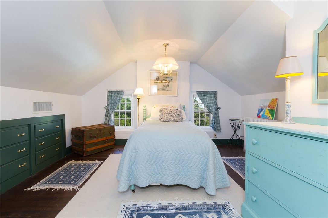 348 Ocean Road Narragansett, RI 02882 - Photo 32 of 40