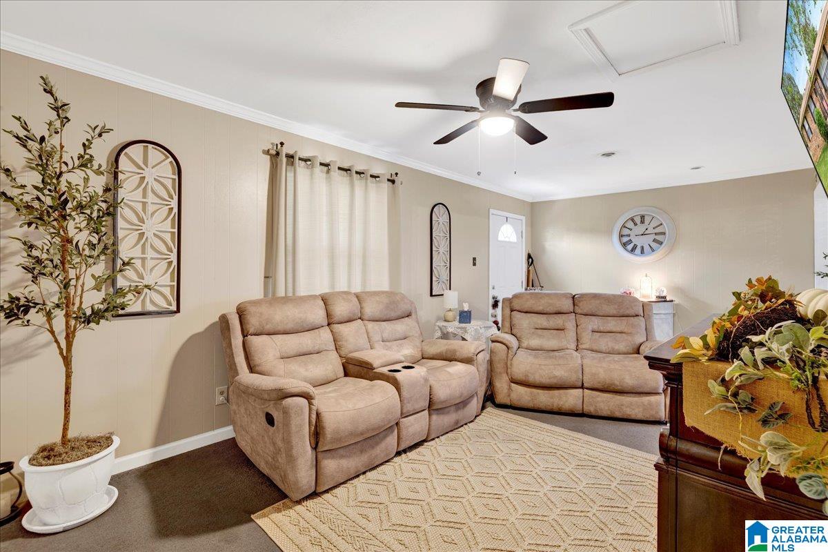 617 10th Terrace Pleasant Grove, AL 35127 - Photo 10 of 35