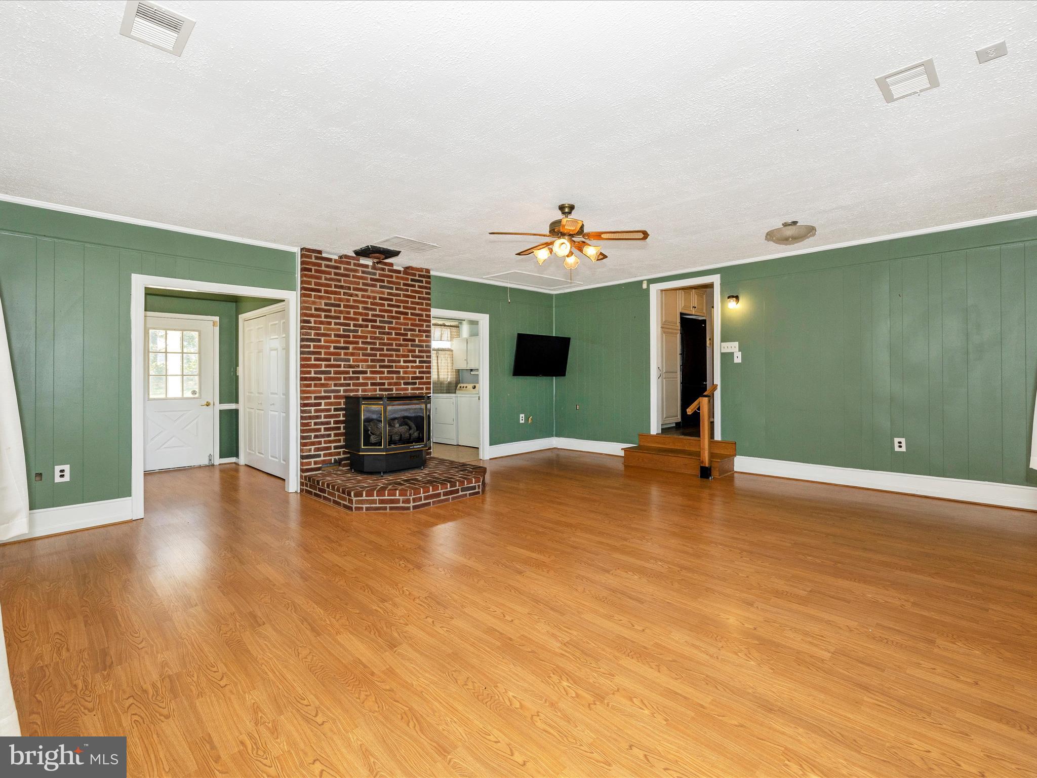 11230 Bottomley Road Thurmont, MD 21788 - Photo 17 of 79 Family Room