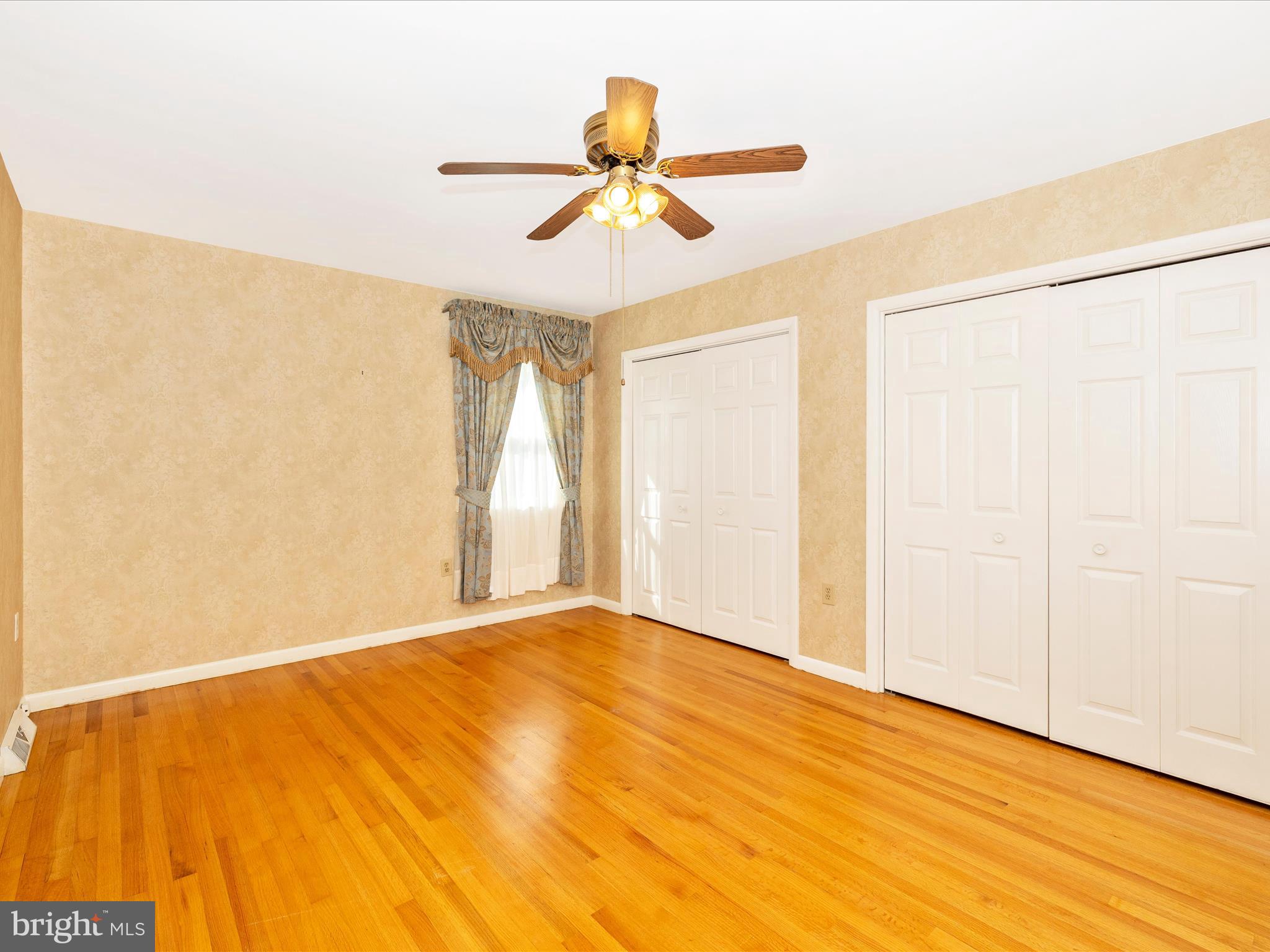 11230 Bottomley Road Thurmont, MD 21788 - Photo 25 of 79 Primary Bedroom