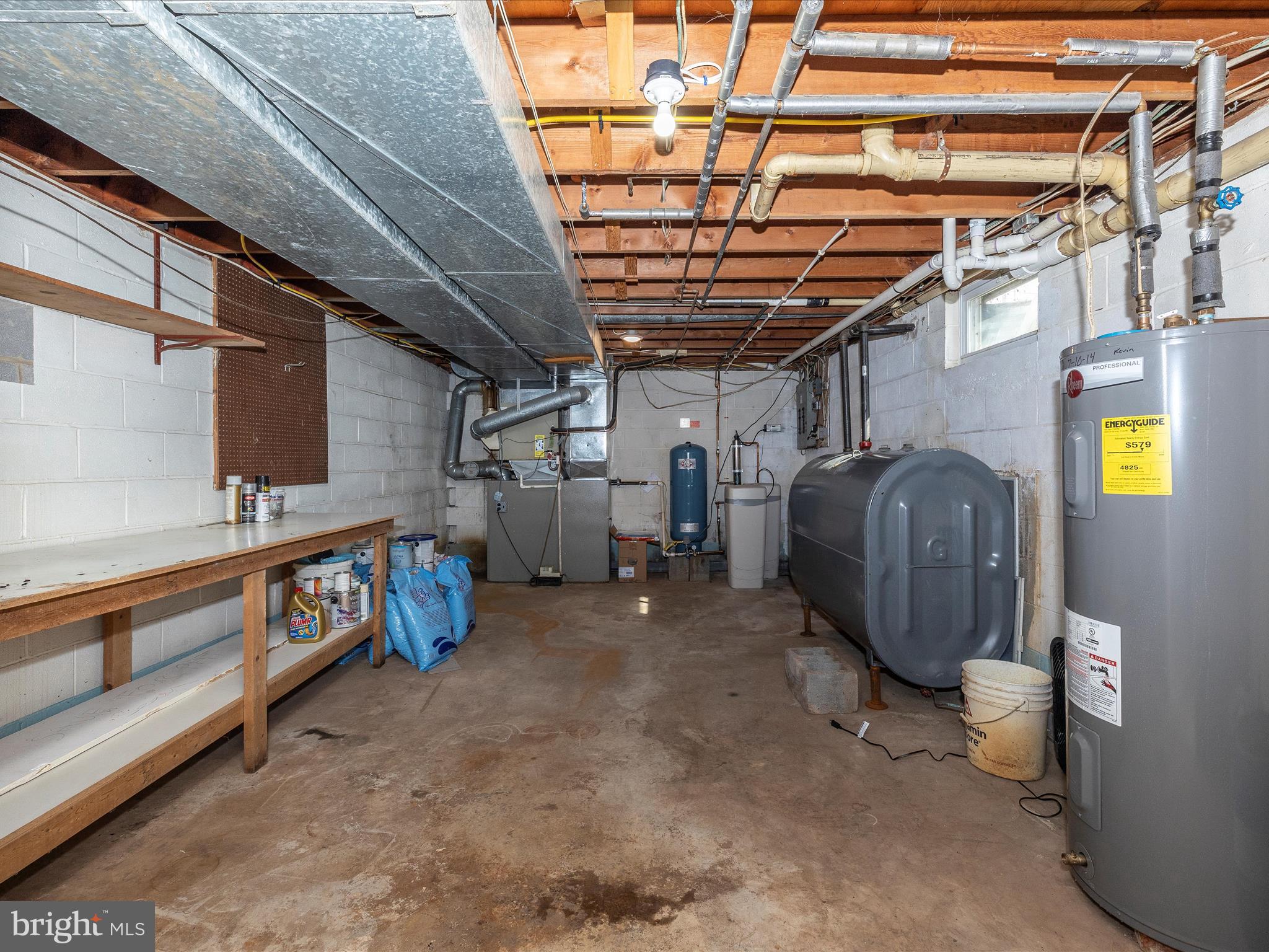 11230 Bottomley Road Thurmont, MD 21788 - Photo 48 of 79 Utility Room